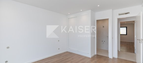 5 bedrooms Villa in Guia, Portugal No. 128271 12