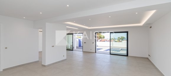 5 bedrooms Villa in Guia, Portugal No. 128271 22