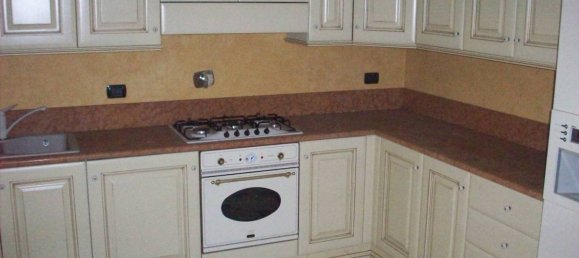 4 Schlafzimmer Wohnung in Moncalieri, Italy, Nr. 169466 3