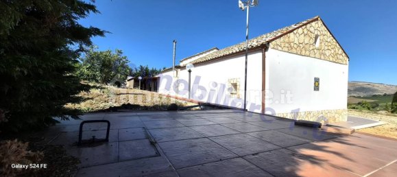 2 bedrooms House in Castellammare del Golfo, Italy No. 261821 5