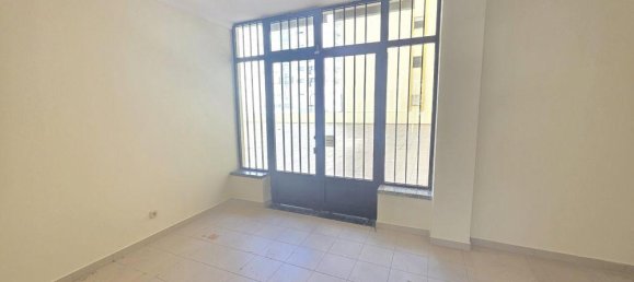 68m² Commercial property in Figueira da Foz, Portugal No. 190307 8