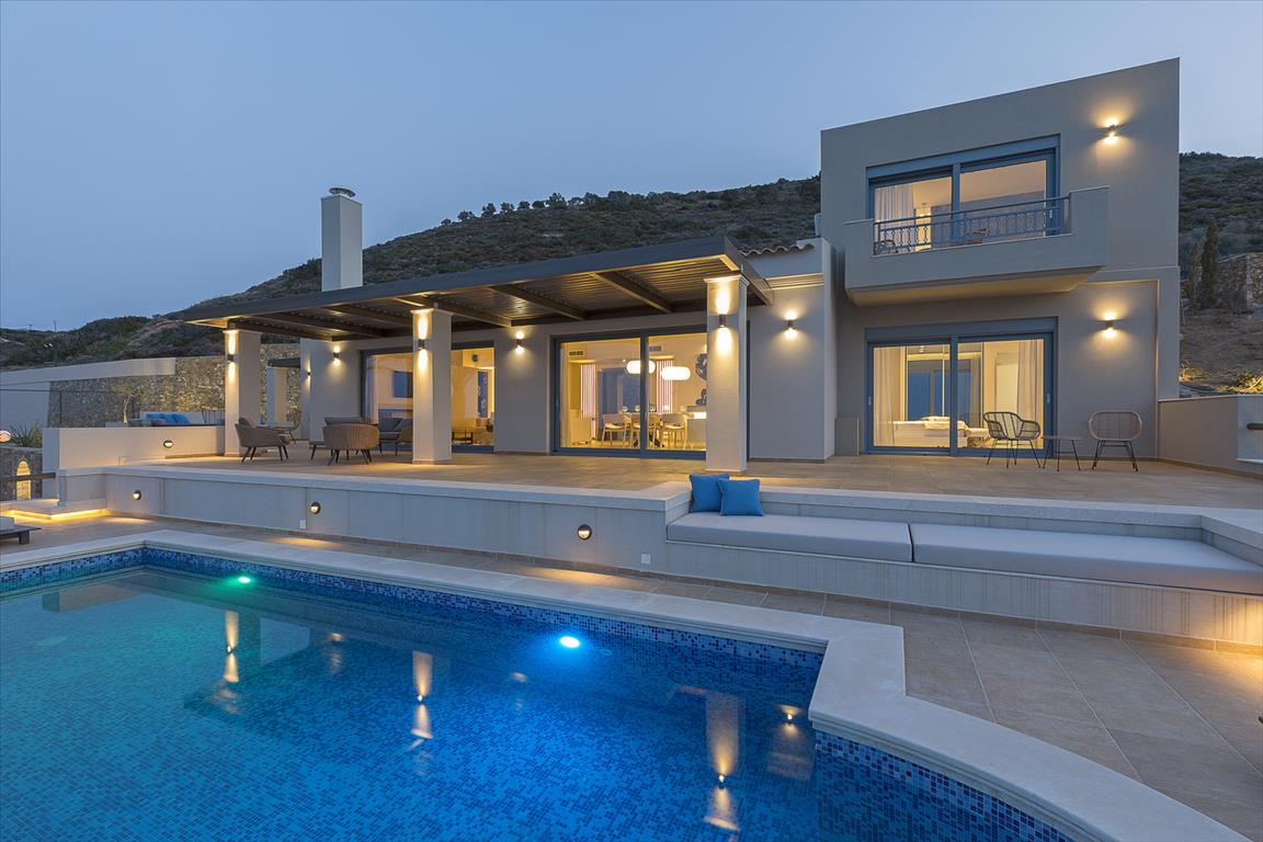 5 bedrooms Villa in Sitia, Greece No. 5067