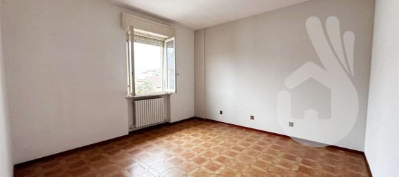 4 rooms Apartment in Montemarciano, Italy No. 103128 2