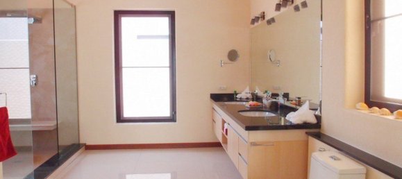 Moradia T4 em Pattaya, Thailand N.º 161 14