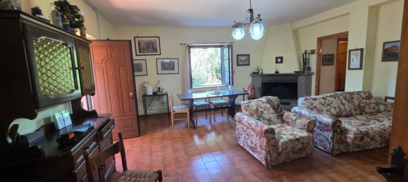 Villa de 4 dormitorios en Velletri, Italy No. 377772 15