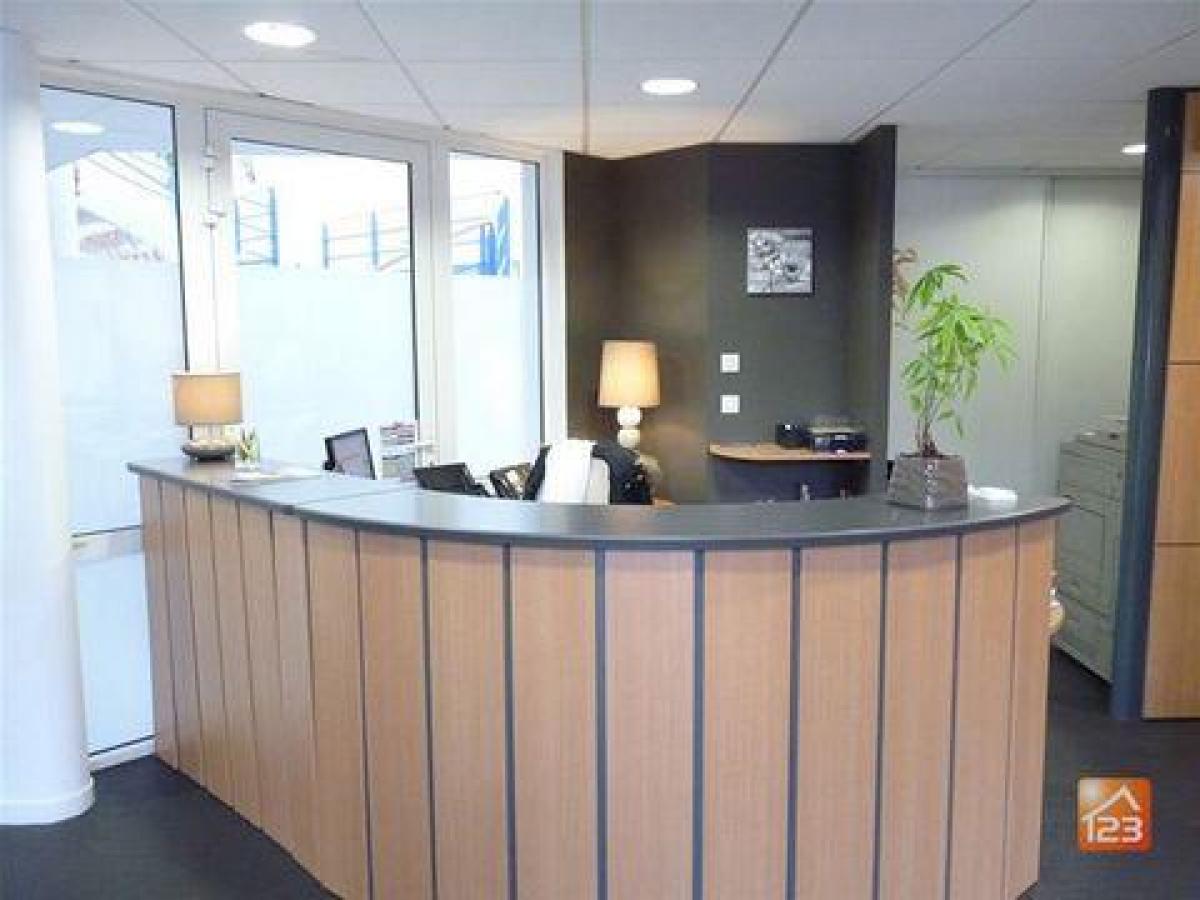 Bureau à Challans, France 1000m² No. 21057