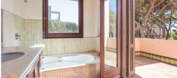 6 Schlafzimmer Villa in Gava, Spain, Nr. 111 6