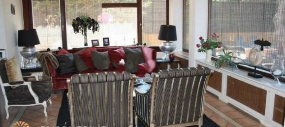 6 Schlafzimmer Villa in Gava, Spain, Nr. 111 18