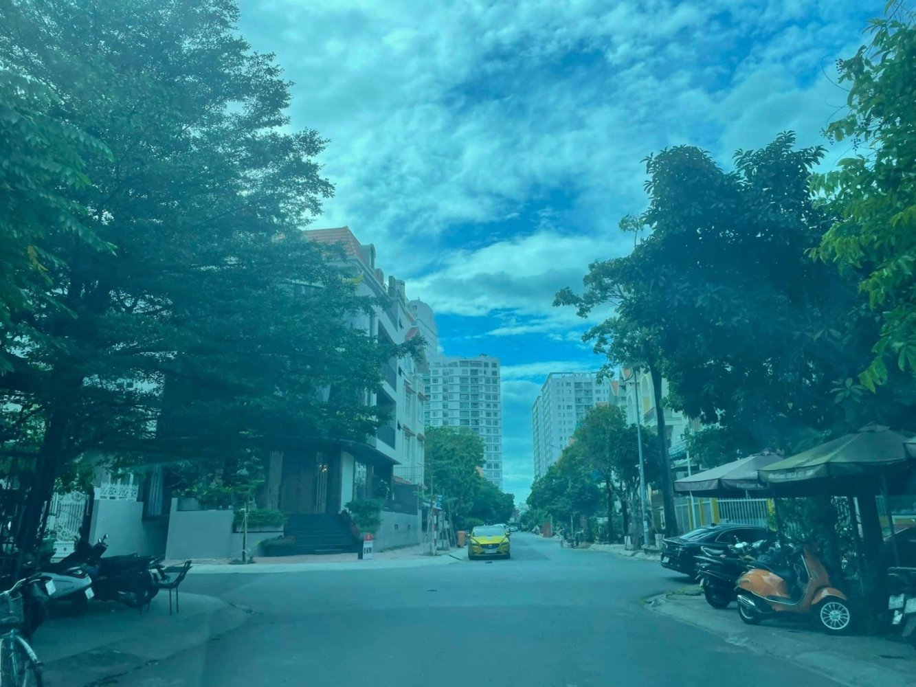 90.75m² Townhouse in District 7, Vietnam No. 9767