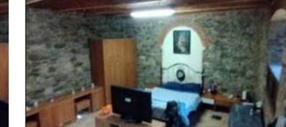 3 bedrooms Apartment in Borgo a Mozzano, Italy No. 377159 9