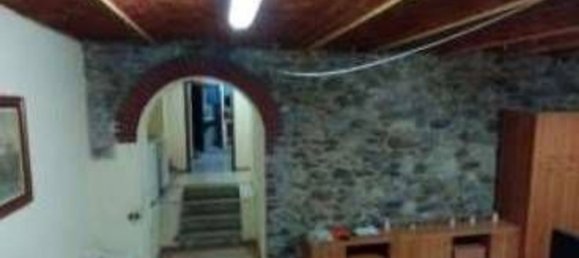 3 bedrooms Apartment in Borgo a Mozzano, Italy No. 377159 8