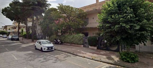 Apartamento de 5 habitaciónes en Siderno, Italy No. 39477 52