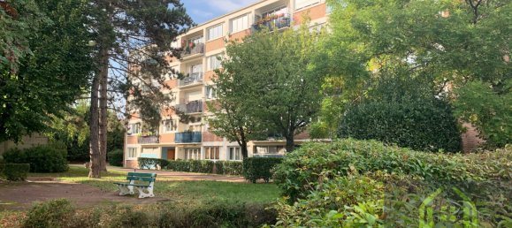 3 bedrooms Apartment in Le Perreux-sur-Marne, France No. 186226 2