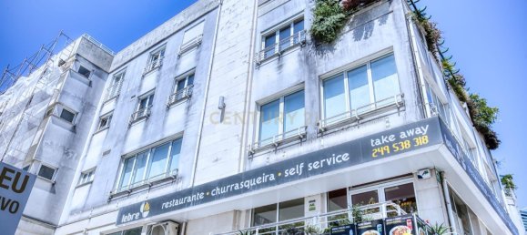 47m² Commercial property in Fatima, Portugal No. 139780 33