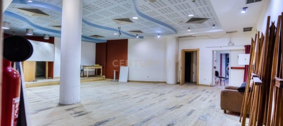 47m² Commercial property in Fatima, Portugal No. 139780 20