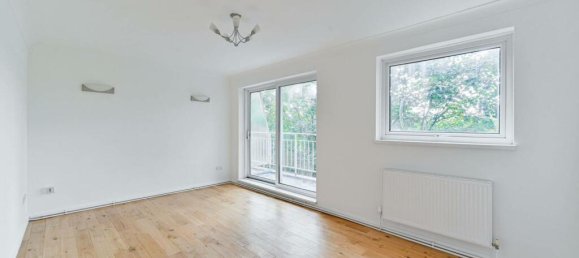 2 bedrooms Apartment in Bromley, United Kingdom No. 900 2