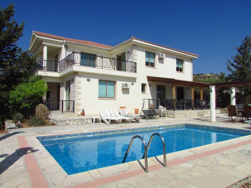 5 chambres Propriété commerciale à Pissouri, Cyprus No. 103738