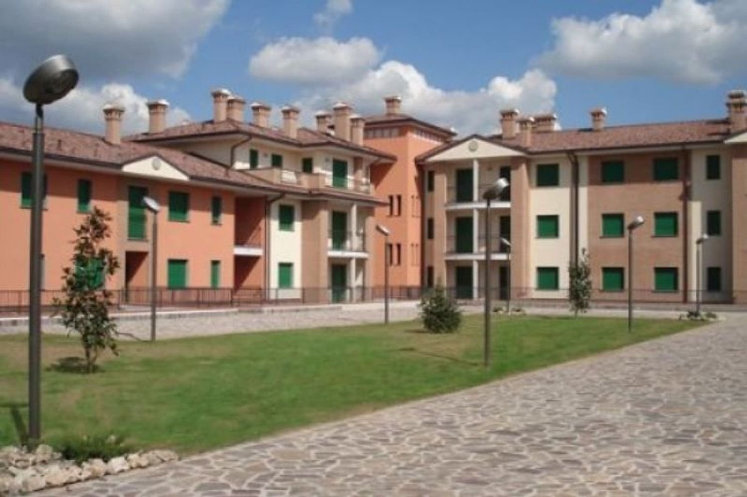 2-Zimmer Wohnung in Robecchetto con Induno, Italy, Nr. 87756