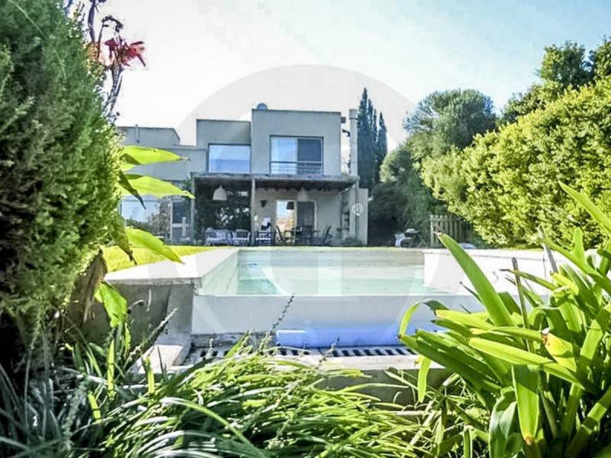 3 bedrooms House in Tigre, Argentina No. 100252