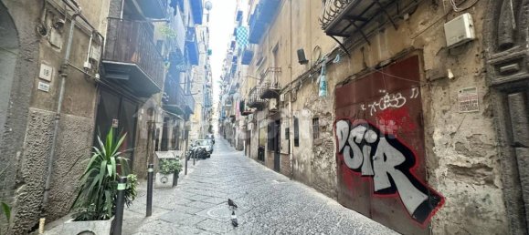 1 bedroom Apartment in Naples, Italy No. 267717 3