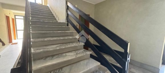 3 rooms Apartment in Catanzaro, Italy No. 281610 6