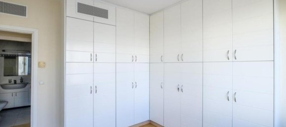 Apartamento de 3 dormitorios en Limassol, Cyprus No. 13144 10