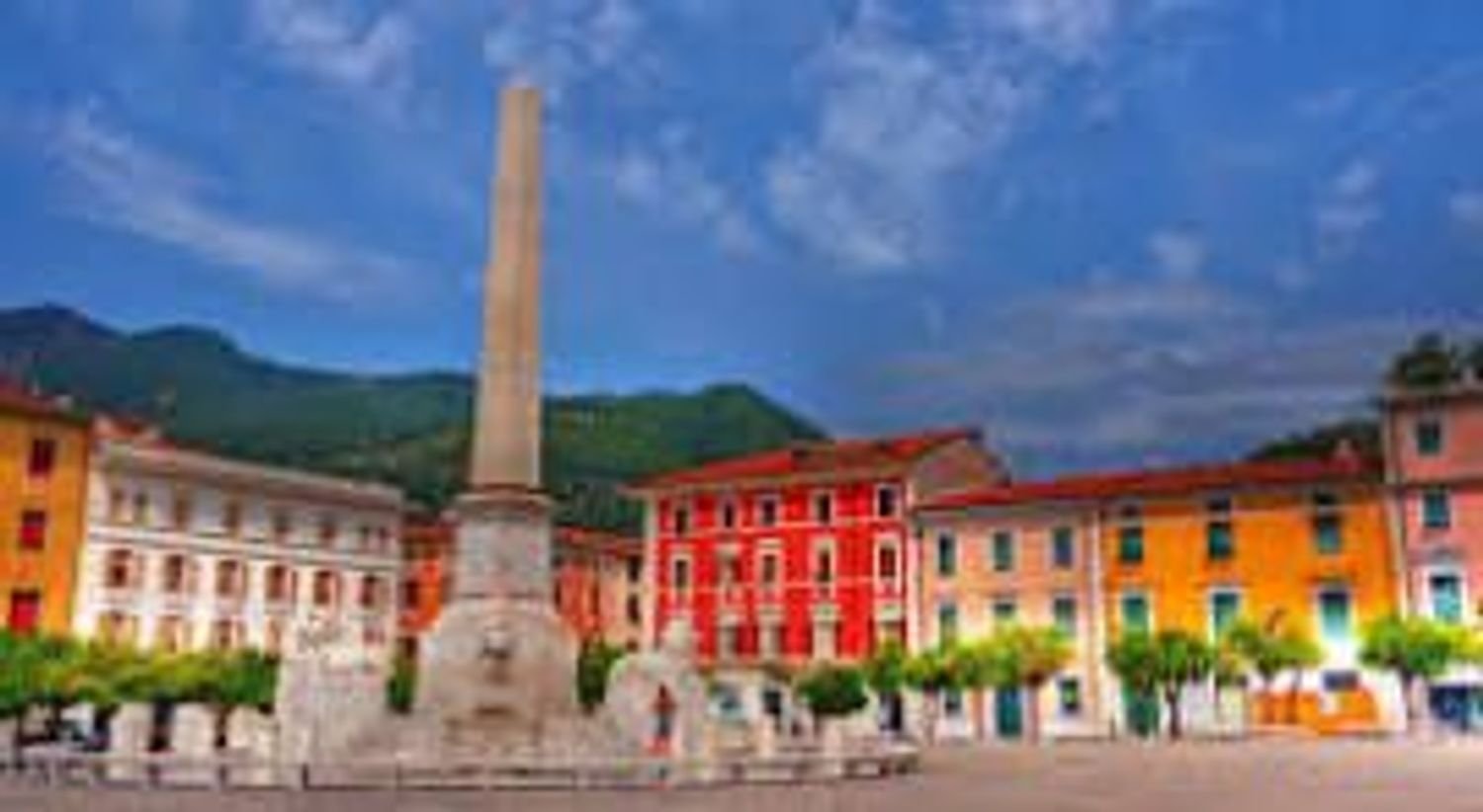 Ático de 3 dormitorios en Massa, Italy No. 334300