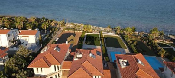 5 bedrooms House in Pervolia, Cyprus No. 7407 4