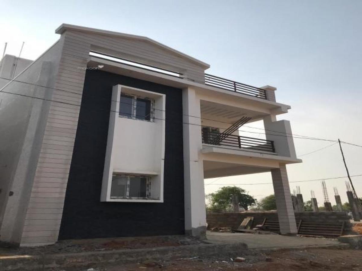 3 bedrooms House in Hyderabad, India No. 18306
