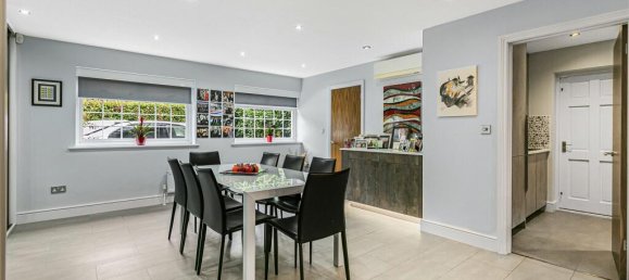 5 bedrooms House in Enfield, United Kingdom No. 6588 22