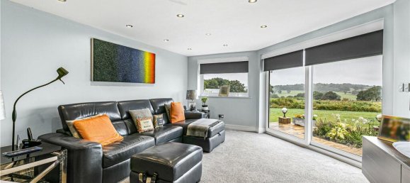 5 bedrooms House in Enfield, United Kingdom No. 6588 57