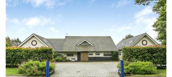 5 bedrooms House in Enfield, United Kingdom No. 6588 6