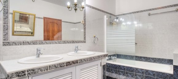 3 bedrooms Villa in Canico, Portugal No. 263581 31