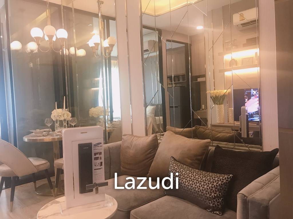 Apartamento com 1 quarto em condomínio em Samut Prakan, Thailand N.º 18866