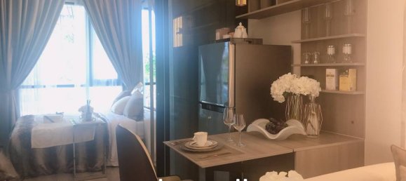 Apartamento com 1 quarto em condomínio em Samut Prakan, Thailand N.º 18866 5