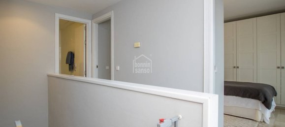 Квартира с 3 спальнями в Маон, Испания № 1341 12