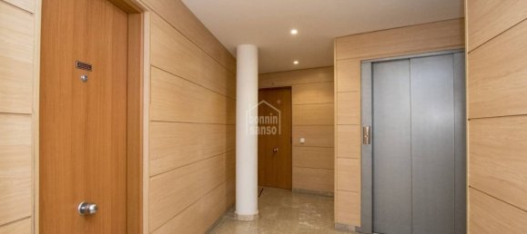 Квартира с 3 спальнями в Маон, Испания № 1341 16