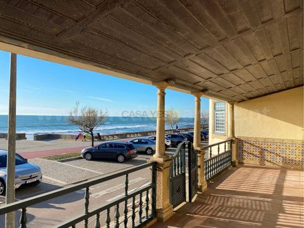 4 bedrooms House in Sao Felix da Marinha, Portugal No. 107611