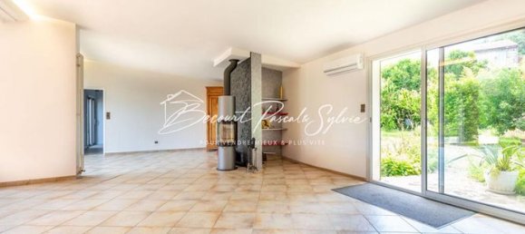 5 Schlafzimmer Haus in Le Teil, France, Nr. 305399 8