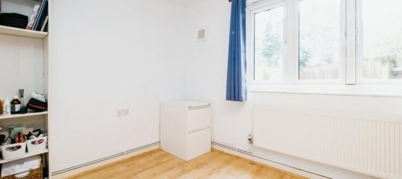 1 bedroom Maisonette in Beckton, United Kingdom No. 11462 10