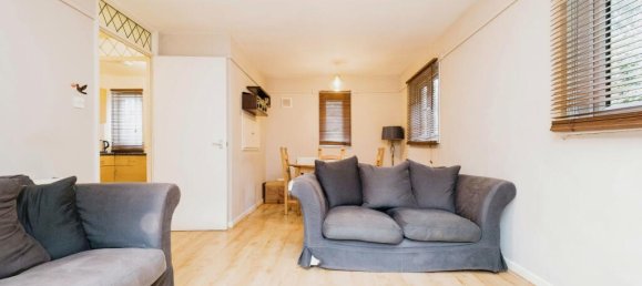 1 bedroom Maisonette in Beckton, United Kingdom No. 11462 7