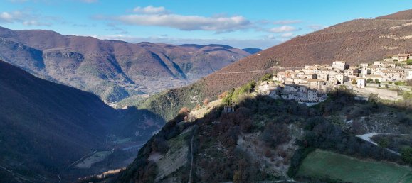 4 chambres Maison à Sant'Anatolia di Narco, Italy No. 106381 19