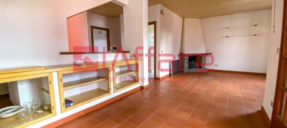 7 rooms Apartment in Montecatini Terme, Italy No. 163731 8
