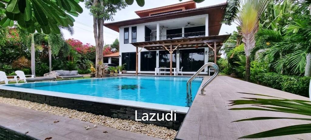 4 bedrooms Cafe / restaurant in Pattaya, Thailand No. 15340