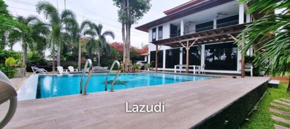 4 bedrooms Cafe / restaurant in Pattaya, Thailand No. 15340 3