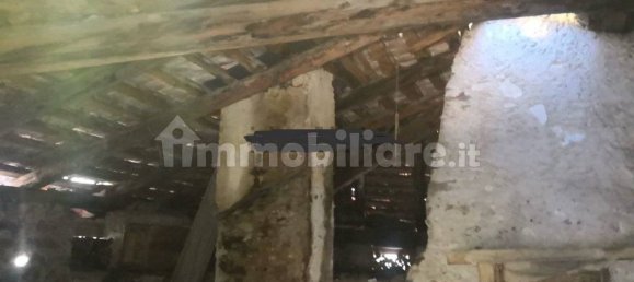 610m² Building in Incudine, Italy No. 337689 19