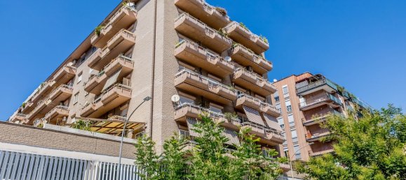 3 bedrooms Apartment in Rome, Italy No. 377569 26