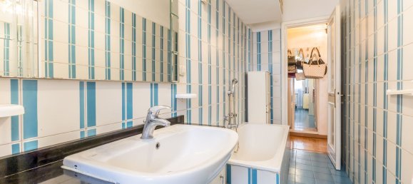 3 bedrooms Apartment in Rome, Italy No. 377569 20