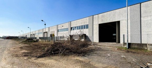 6000m² Warehouse in Offlaga, Italy No. 52693 45