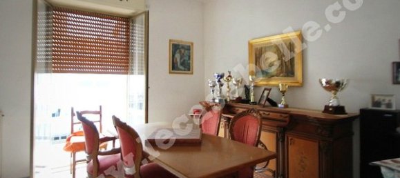 Квартира с 4 комнатами в Витербо, Италия № 103720 11